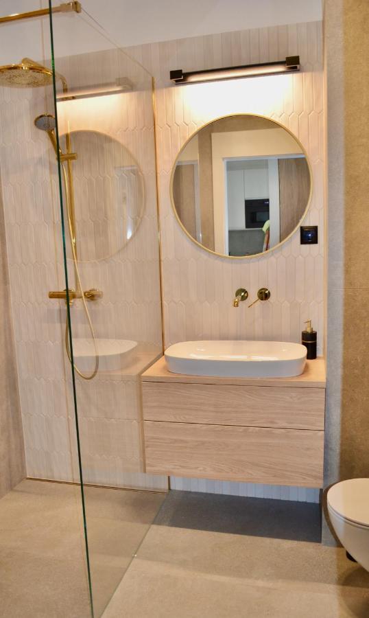 Plac Unii Gold Apartment Gdynia Kültér fotó